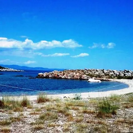 Igloo Beachfront * Paliouri