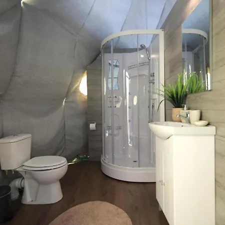Igloo Beachfront